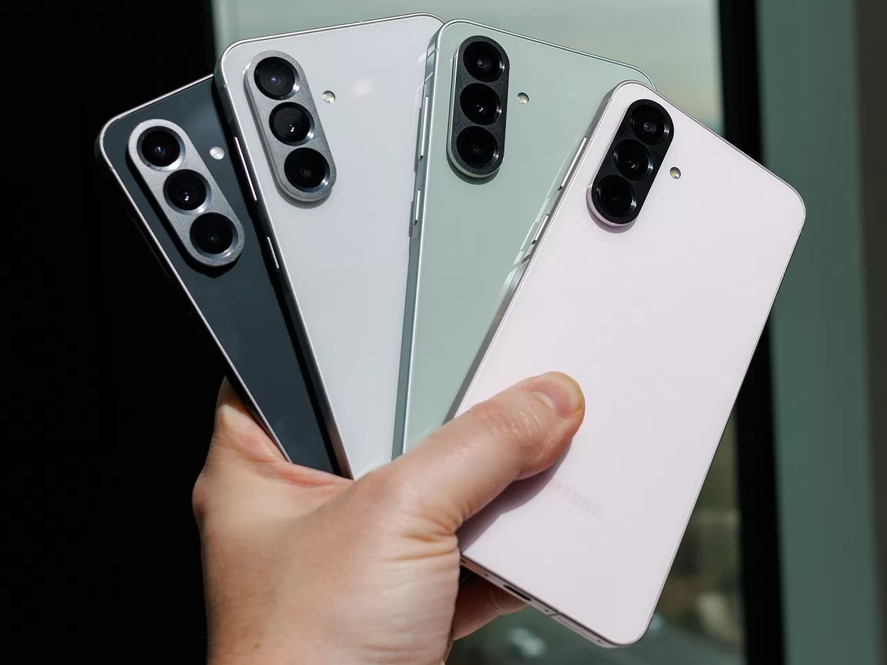 تسريب يكشف مواصفات كاميرا الهاتفين Galaxy A37 وGalaxy A57 قبل إطلاقهما