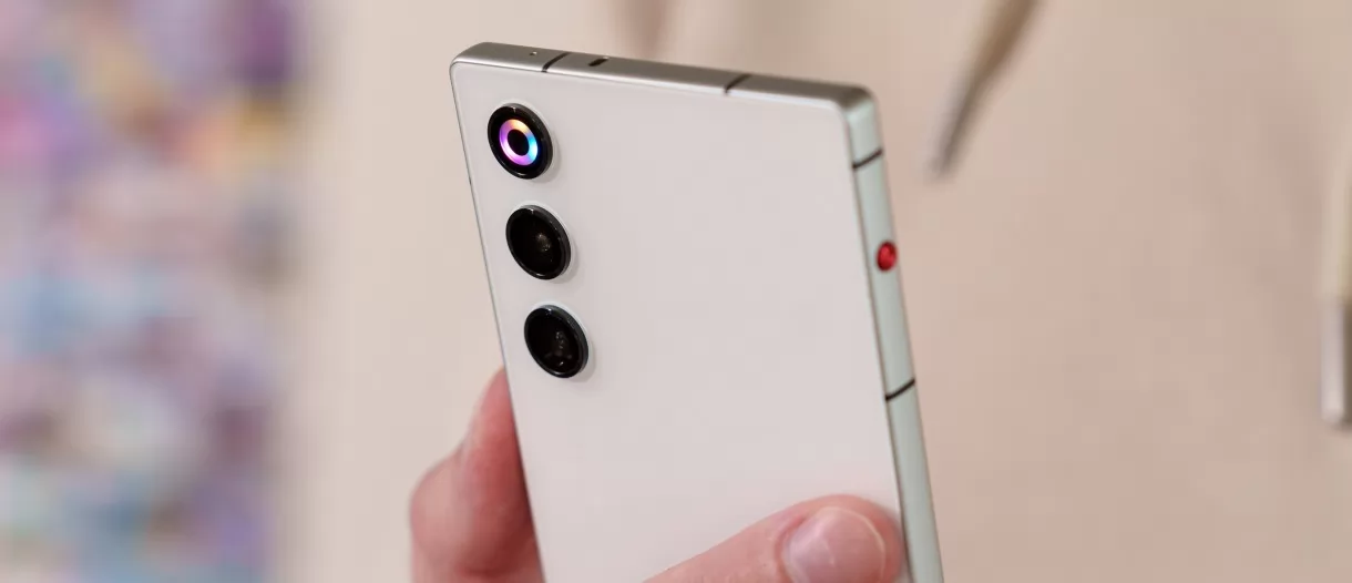 يقترب RedMagic 11 Air رسميًا: وحش ألعاب جديد مزود بمعالج Snapdragon 8 Elite
