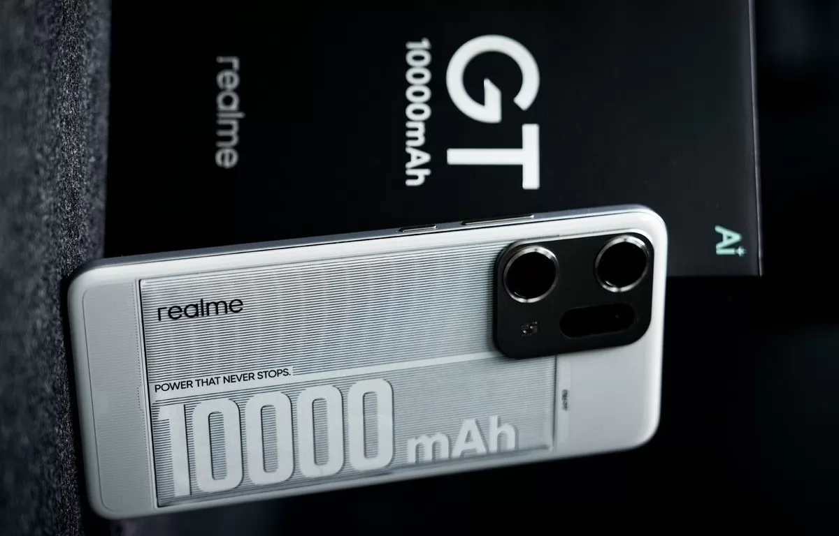 يظهر هاتف جديد من Realme ببطارية عملاقة بسعة تتجاوز 10000 مللي أمبير