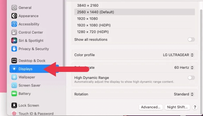 كيفية استخدام Universal Control مع جهاز iPad و Mac - أدلة Apple UniversalControl Displays.jpeg - كيفية استخدام Universal Control مع iPad و Mac