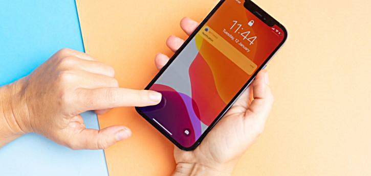 كيف أعيد بطارية iPhone 100 بسرعة؟ - تقنية 11 كول تو اكشن