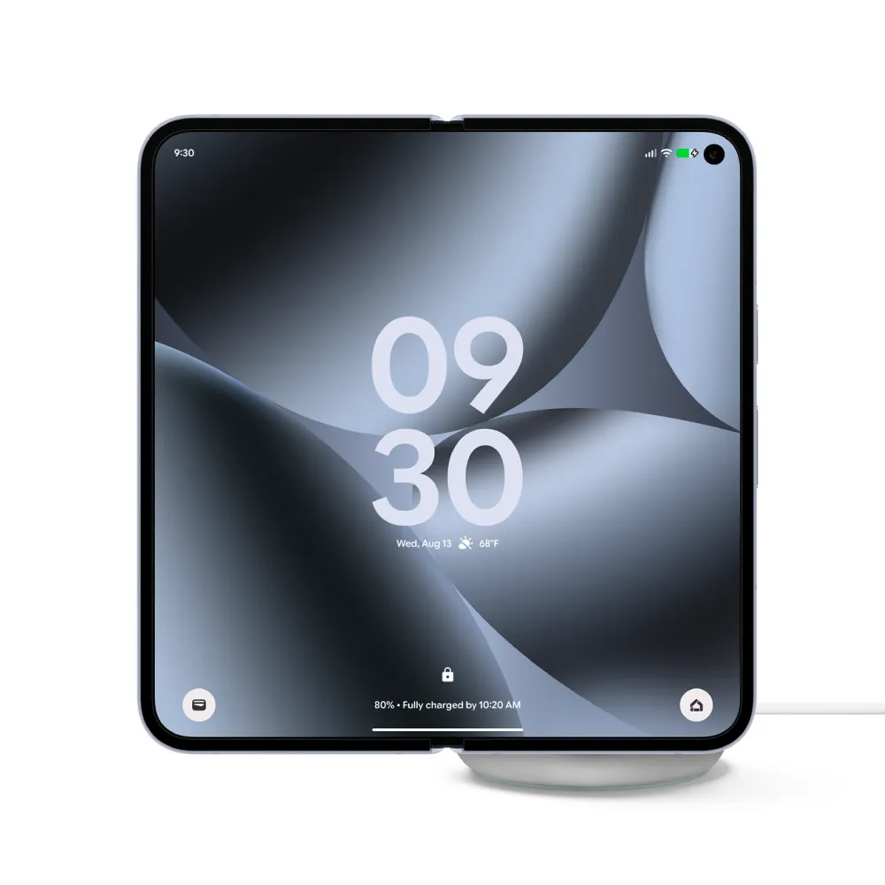 Pixel 10 Pro Fold: تحليل شامل ومقارن مع Galaxy Z Fold 7 19 Pixel 10 Pro Fold with PixelsNap