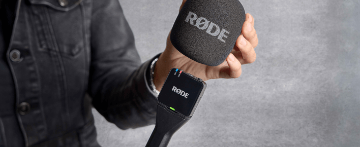 Interview GO video thumbnail a 1464x600 1- محول لاسلكي لميكروفون المقابلة المحمول بألوان متعددة