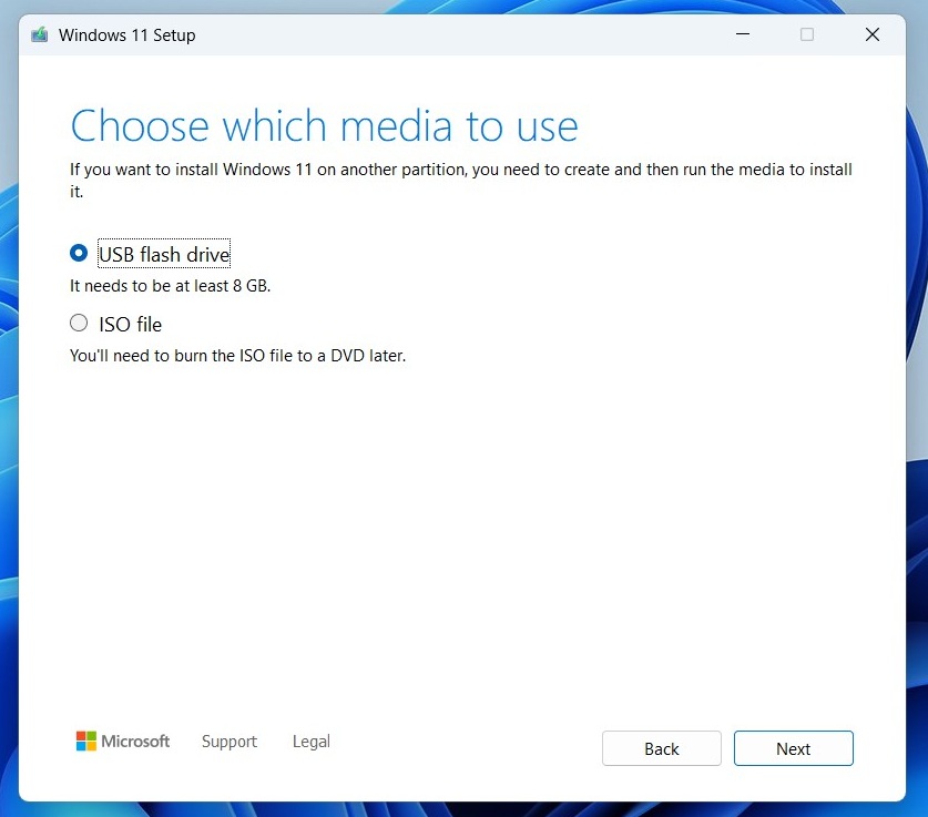 اختر محرك أقراص فلاش USB لنسخ Windows 11 على محرك أقراص فلاش